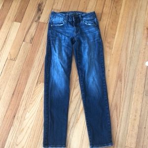 American eagle medium/dark wash jeans!